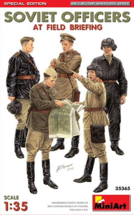 sov. Officiers at field briefing, special edition