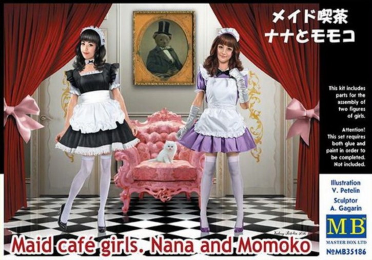 maid cafe girls Nana & Momoko